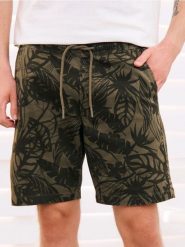 Szorty jogger - zielony. Zielone szorty męskie Sinsay, m, bez wzorów. W wyprzedaży za 39.99 zł.