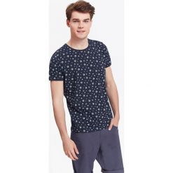T-SHIRT MĘSKI Z NADRUKOWANYM WZOREM. T-shirty męskie marki TOP SECRET. W wyprzedaży za 19.99 zł.