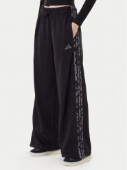 Adidas Spodnie dresowe Animal Print 3-Stripes JM1840 Czarny Loose Fit. Czarne spodnie dresowe damskie Adidas, xl, bez wzorów, z bawełny. Za 219.99 zł.