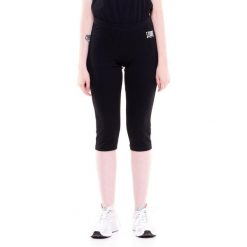 Podstawowe, krótkie legginsy damskie. Czarne legginsy damskie LEONE 1947 APPAREL, l, bez wzorów, z tkaniny, krótkie, na fitness i siłownię. Za 84.16 zł.