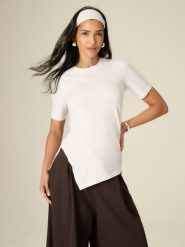 Жіночий t-shirt regular однотонний - білий. T-shirty damskie 4f, xl, bez wzorów, bez kołnierzyka. Za 899.90 zł.