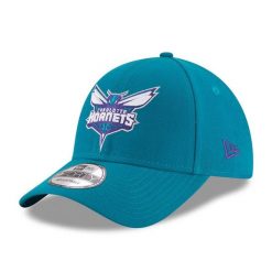 Czapka z daszkiem New Era NBA Charlotte Hornets. Niebieskie czapki i kapelusze męskie New Era, bez wzorów, eleganckie. Za 198.00 zł.