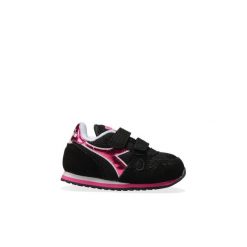 Sneakersy dziewczęce DIADORA SIMPLE RUN TD GIRL. Czarne buty sportowe dziewczęce Diadora, bez wzorów, bez zapięcia. Za 49.99 zł.