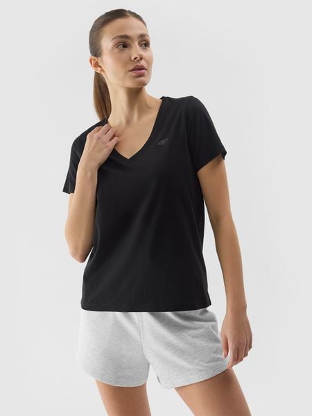 4F T-shirt gładki damski - czarny S. Czarne koszulki sportowe damskie 4f, s, bez wzorów, z bawełny, sportowe, bez kołnierzyka. W wyprzedaży za 29.99 zł.