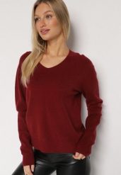 Bordowy Sweter z Wiskozą i Wełną z Dekoltem w Serek Claida. Czerwone swetry damskie Born2be, bez wzorów, z jeansu, bez kołnierzyka, bez ramiączek, bez kaptura. Za 99.99 zł.