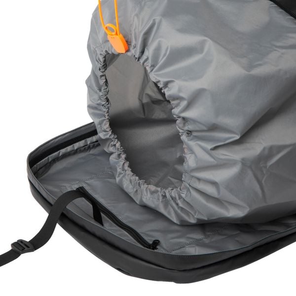 Plecak Helly Hansen Start Hytte. Czarne plecaki damskie Helly Hansen, bez wzorów. Za 860.00 zł.