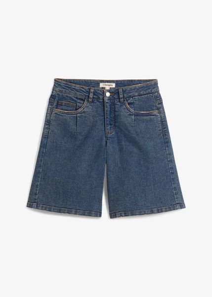 Bermudy dżinsowe mid waist. Niebieskie szorty damskie bonprix, bez wzorów, z jeansu. Za 134.99 zł.