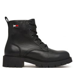 Trapery Tommy Jeans. Czarne śniegowce i trapery damskie Tommy Jeans, z jeansu. Za 649.99 zł.