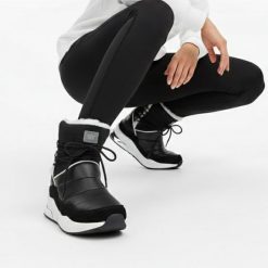 Botki damskie Big Star, ocieplane sznurowane ze skóry naturalnej zamszu i skóry ekologicznej na miękkiej podeszwie, czarne, II274279. Czarne botki damskie Big Star, na zimę, ze skóry ekologicznej, retro, bez obcasa, bez zapięcia. Za 189.00 zł.