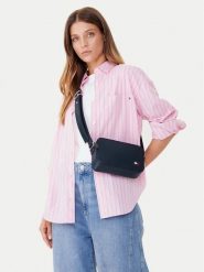 Tommy Jeans Torebka Tjw Cool Camera Bag AW0AW17872 Granatowy. Niebieskie listonoszki damskie Tommy Jeans, bez wzorów, z jeansu, bez dodatków. Za 229.99 zł.