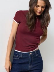 Koszulka z domieszką wiskozy - bordowy. Czerwone t-shirty damskie Sinsay, l, bez wzorów, z wiskozy, bez kołnierzyka. Za 19.99 zł.