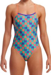 Strój kąpielowy Funkita Flip Flop - Twisted. Brązowe kostiumy jednoczęściowe damskie FUNKITA, s, bez wzorów, z elastanu, wakacyjne, do pływania. Za 199.00 zł.