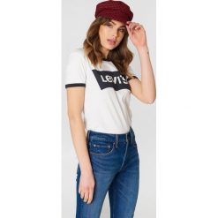 Levi's Koszulka Perfect Riger - White. T-shirty damskie marki Levi's. W wyprzedaży za 50.47 zł.