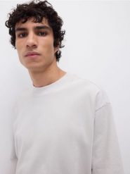 T-shirt boxy - jasnoszary. Szare t-shirty męskie Reserved, l, bez wzorów, z bawełny, bez kołnierzyka. Za 69.99 zł.