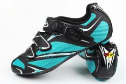 Buty sportowe Northwave Starlight SRS. Czarne obuwie sportowe damskie Northwave, bez wzorów, z nylonu. Za 123.00 zł.