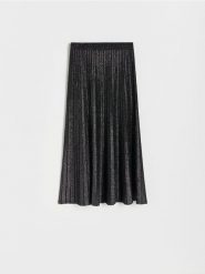 Spódniczka z metaliczną nicią - czarny. Czarne spódnice damskie Reserved, l, bez wzorów, z dzianiny, proste. W wyprzedaży za 109.99 zł.