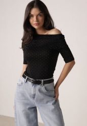 Czarna Bluzka z Cyrkoniami i Dekoltem w Łódkę Saloriel. Czarne bluzki damskie Born2be, m, z aplikacjami, z jeansu, wizytowe, bez kołnierzyka, bez ramiączek. Za 54.99 zł.