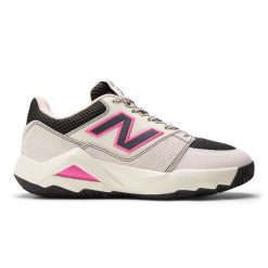 Buty damskie New Balance Coco Delray WCOD8P0 – beżowe. Brązowe obuwie sportowe damskie New Balance, bez wzorów, z gumy, tenisowe. Za 529.99 zł.