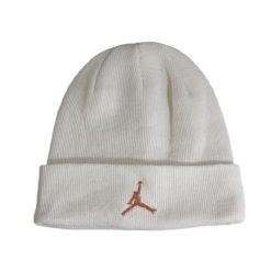 Czapka zimowa Air Jordan Cuffed Beanie White Biała - 9A0063-782. Białe czapki i kapelusze damskie Jordan, na zimę, bez wzorów, sportowe. Za 148.35 zł.