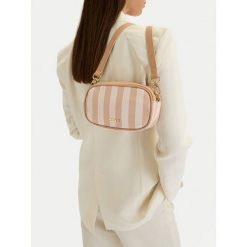 Torebka MEXX. Brązowe torebki do ręki damskie Mexx, bez wzorów, bez dodatków. Za 119.99 zł.