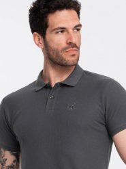 Ombre Jednokolorowa koszulka męska polo BASIC z dzianiny pique - grafitowa V3 OM-POBS-0100 XL. Szare koszulki polo męskie Ombre, m, bez wzorów, z dzianiny, bez ramiączek. Za 79.99 zł.
