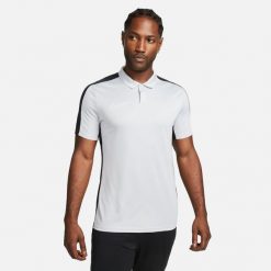 Koszulka sportowa męska Nike Drifit Academy. Białe koszulki polo męskie Nike, l, bez wzorów, z poliesteru, sportowe, bez ramiączek. Za 215.00 zł.