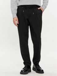 Boss Spodnie materiałowe C-Perin-J-RDS-233 50509536 Czarny Relaxed Fit. Czarne spodnie materiałowe męskie Boss, m, bez wzorów, z materiału. Za 799.99 zł.