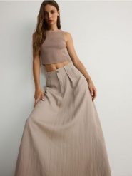 Spódnica z lyocellu i wiskozy - beżowy. Brązowe spódnice damskie Reserved, l, bez wzorów, z lyocellu, rozkloszowane. W wyprzedaży za 89.99 zł.