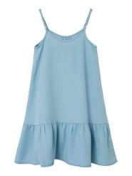 NAME IT Sukienka letnia Malia 13240271 Niebieski Loose Fit. Niebieskie sukienki dla dziewczynek Name it, na lato, bez wzorów, z lyocellu, bez ramiączek. Za 79.99 zł.