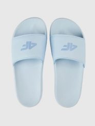 Klapki damskie 4F 4FRSS26FSLIF062. Niebieskie klapki damskie 4f, bez wzorów, z gumy, wakacyjne, bez obcasa. Za 59.99 zł.