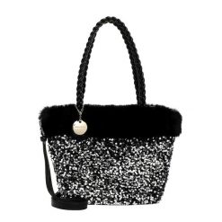 Emily & Noah Torebka Shopper E&N Hara Torebki 1 ct Damski. Torebki shopper damskie Emily & Noah, z aplikacjami, z materiału, eleganckie, bez dodatków. Za 201.99 zł.