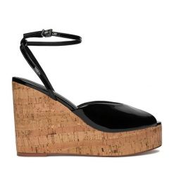 Sandały Badura. Czarne sandały damskie Badura, bez wzorów, bez obcasa, na koturnie, bez zapięcia. Za 249.99 zł.