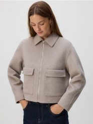 Kurtka handmade z wełną - beżowy. Brązowe kurtki damskie Reserved, l, bez wzorów, z tkaniny, bez kaptura. Za 299.99 zł.