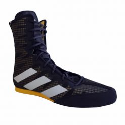 Buty bokserskie adidas Hog 4. Białe buty sportowe męskie Adidas, bez zapięcia. Za 617.50 zł.