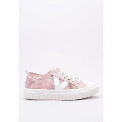 Kapcie VICTORIA 1176102V Rose. Czerwone kapcie damskie VICTORIA, bez wzorów. Za 253.99 zł.