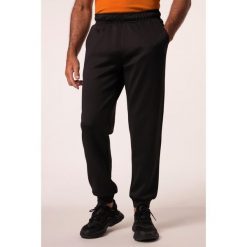Męskie Spodnie treningowe fitness materiał oddychający kieszeń na smartfon. Czarne krótkie spodenki sportowe męskie JAY-PI, m, bez wzorów, z elastanu, na fitness i siłownię. Za 294.99 zł.