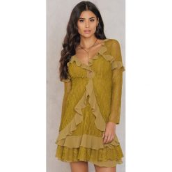 For Love & Lemons Sukienka Mini Daphne Lace - Green. Zielone sukienki damskie marki For Love & Lemons, bez wzorów, z bawełny, bez kołnierzyka, bez ramiączek. W wyprzedaży za 449.68 zł.