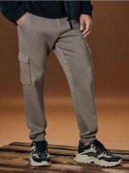Spodnie tapered cargo fit - brązowy. Brązowe spodnie materiałowe męskie Sinsay, l, bez wzorów. Za 59.99 zł.