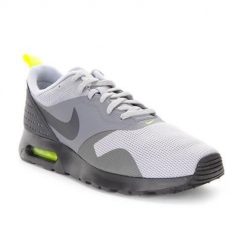 Buty do biegania męskie Nike Air Max Tavas. Szare buty sportowe męskie Nike, z materiału, bez zapięcia, do biegania, nike air max. Za 492.00 zł.