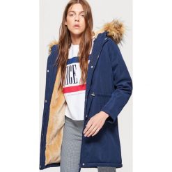 Kurtka parka - Granatowy. Parki damskie Cropp. W wyprzedaży za 169.99 zł.
