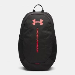 Plecak UA Hustle Lite Under Armour 6000399. Czarne plecaki damskie Under Armour, bez wzorów. Za 159.99 zł.