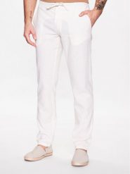 Lindbergh Spodnie materiałowe 30-008003 Biały Tapered Fit. Białe spodnie materiałowe męskie Lindbergh, m, bez wzorów, z bawełny. Za 209.99 zł.