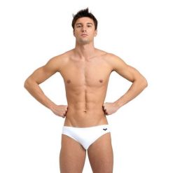 Kąpielówki męskie slipy kąpielowe sportowe na basen Arena Santamarias. Białe kąpielówki męskie Arena, m, bez wzorów, do pływania. Za 69.99 zł.