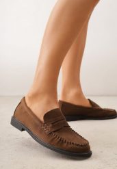 Ciemnobrązowe Mokasyny VICES z Wkładką ze Skóry Naturalnej i Przeszyciami Astanie. Brązowe mokasyny damskie Renee, z jeansu, casualowe. Za 79.99 zł.