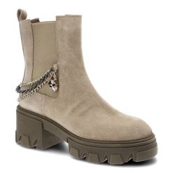 Botki damskie Carinii, naturalna skóra zamszowa masywna podeszwa z wyraźnym bieżnikiem ozdobny łańcuch, bez, B8483_-O17-000-000-F56. Brązowe kozaki damskie Carinii, ze skóry, bez obcasa. Za 429.00 zł.