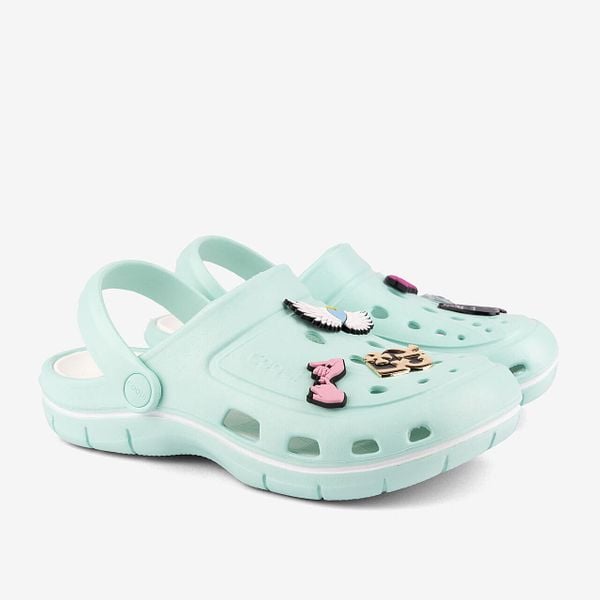 Klapki damskie Coqui. Klapki damskie Coqui, bez wzorów, bez obcasa. Za 132.99 zł.