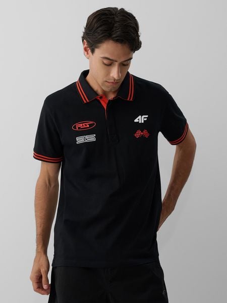 4F Koszulka polo regular męska - czarna L. Czarne koszulki polo męskie 4f, l, bez wzorów, z dzianiny, eleganckie, bez ramiączek. Za 99.99 zł.