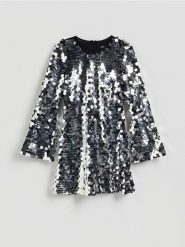 Sukienka z cekinami - srebrny. Szare sukienki damskie Reserved, l, bez wzorów, z dzianiny, bez kołnierzyka, bez ramiączek, mini. Za 259.99 zł.