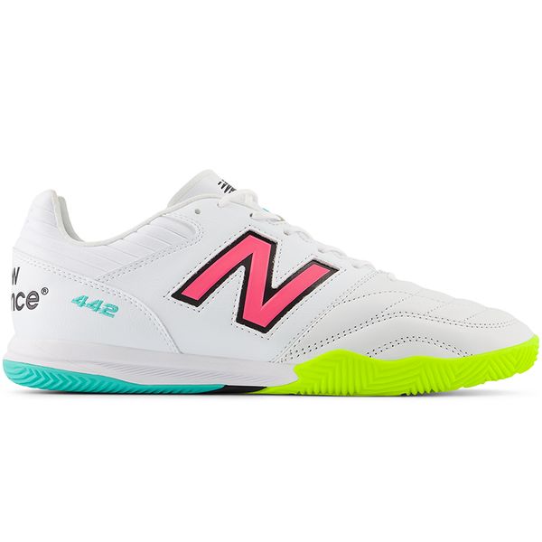 Halówki męskie New Balance 442 V2 PRO IN MS41IWH2 – białe. Białe buty sportowe męskie New Balance, z gumy, bez zapięcia, na fitness i siłownię. Za 249.99 zł.