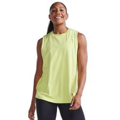 Damski tank top 2XU Motion Sport Mesh. Białe koszulki sportowe damskie 2XU, bez wzorów, z meshu, bez kołnierzyka, bez ramiączek, rowerowe. Za 255.00 zł.